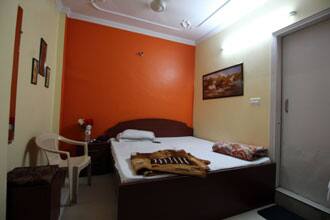 Hotel Silver Home, New Delhi 2